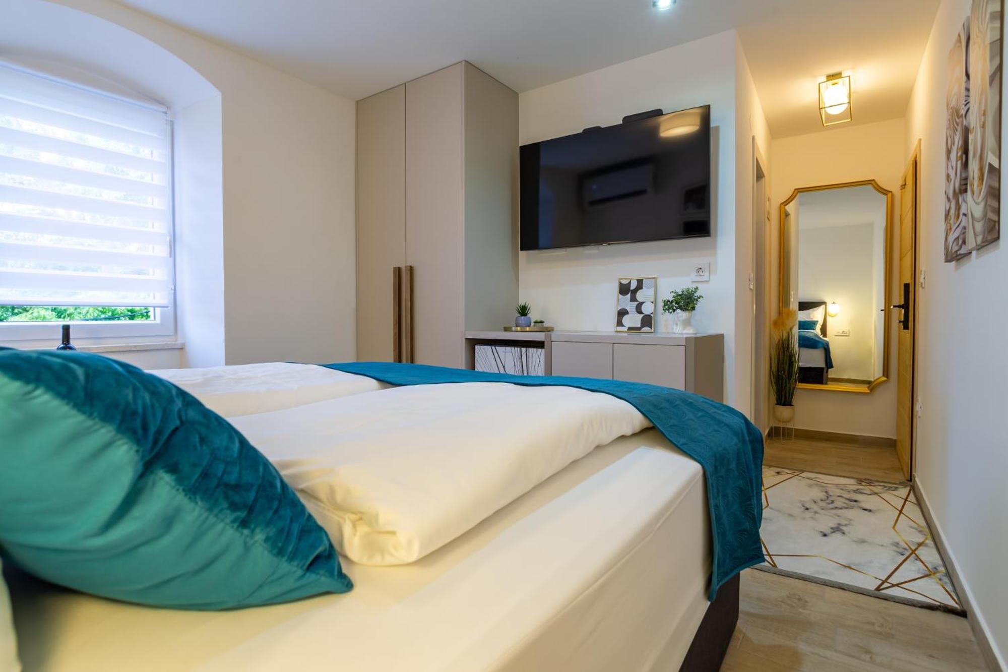 Luxury Lifestyle Rooms Спліт Екстер'єр фото